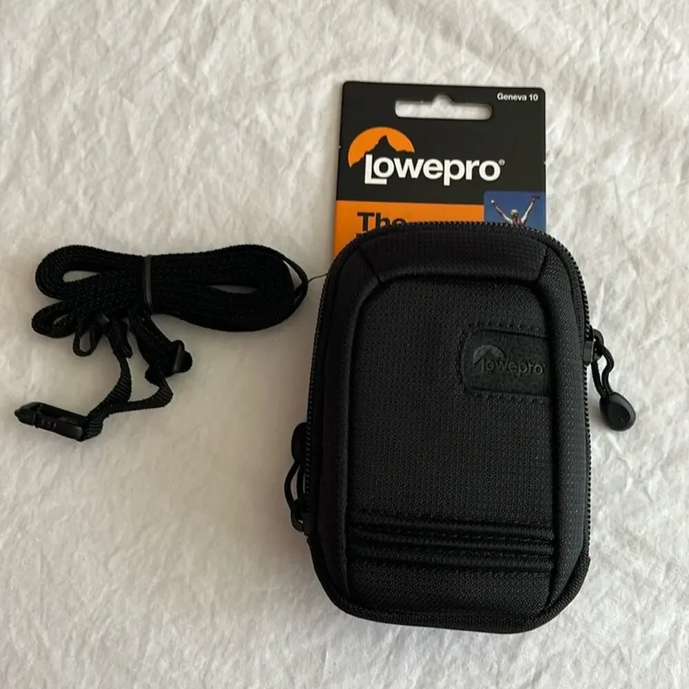 Lowepro Geneva 10 Black Digital Camera Bag with Belt Loop and Shoulder Strap NWT